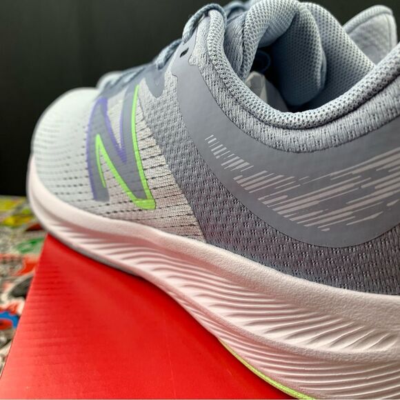 WIDE New Balance DRFT V2 Runners Women's Various Sizes - Picture 8 of 14